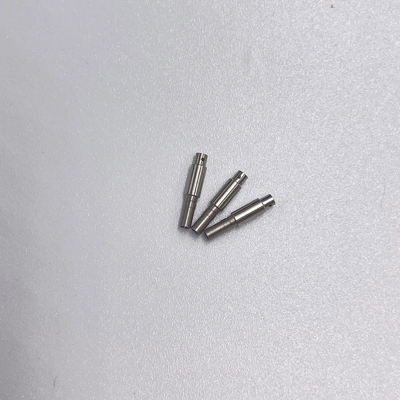 2 (20) 2 (20)